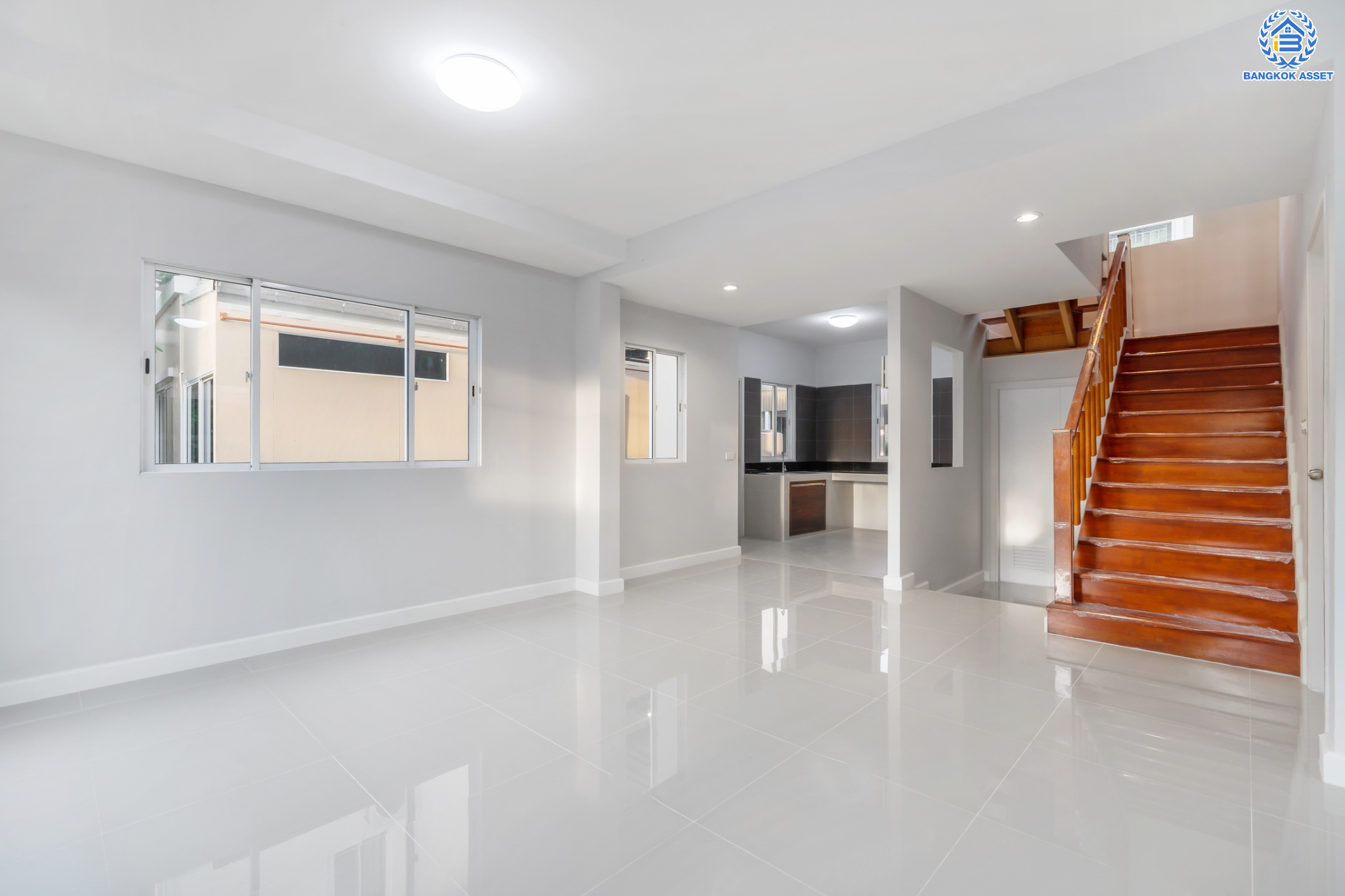 บ้านมือสองตกแต่งใหม่ โครงการ เดอะแพลนท์ ราชพฤกษ์-พระราม5 #หลังมุม! เนื้อที่ 51.2 ตร.ว. ฟังก์ชัน 3 ห้องนอน 2 ห้องน้ำ จอดรถได้ 2 คัน บนทำเลศักยภาพ เดินทางสะดวก ใกล้วงเวียนพระราม5, The Walk, ทางด่วน ศรีรัช และรถไฟฟ้าสายสีม่วง "สถานีบางรักใหญ่"